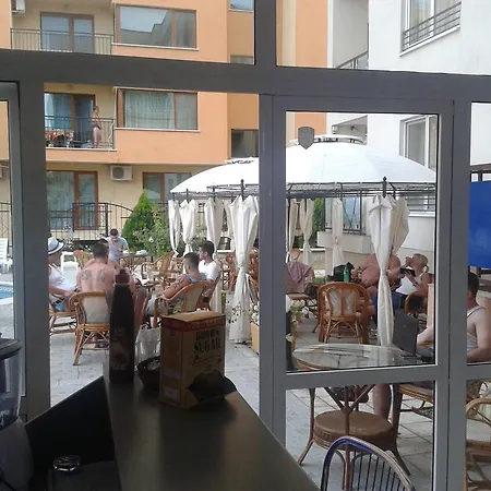 Megas Hotel