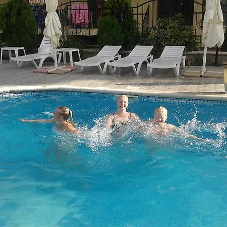 Hotel Megas