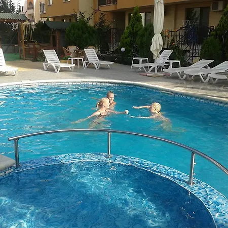 Hotel Megas 2*