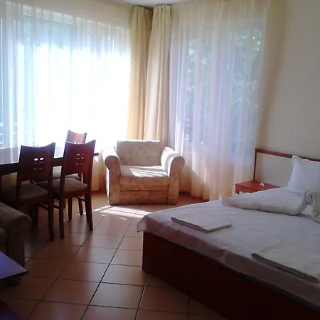 Hotel Megas