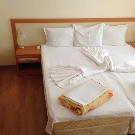 Hotel Megas 2*