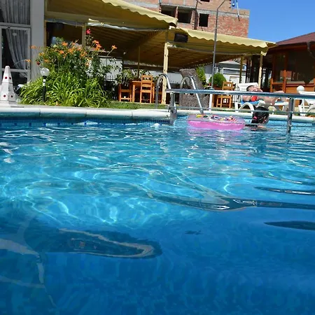 Megas Hotel