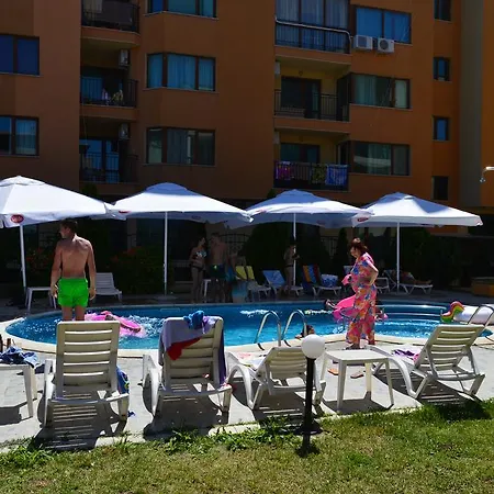 Megas Hotel